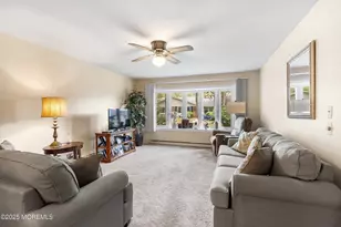 612A Lake Point Dr, Lakewood, NJ 08701 - Photo 5