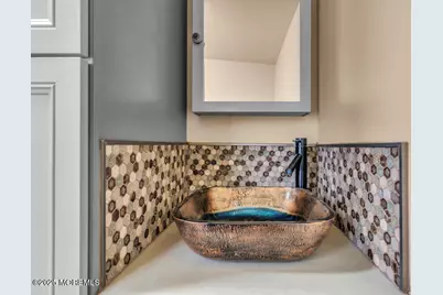 10 South Street, Sea Bright, NJ 07760 - Photo 17