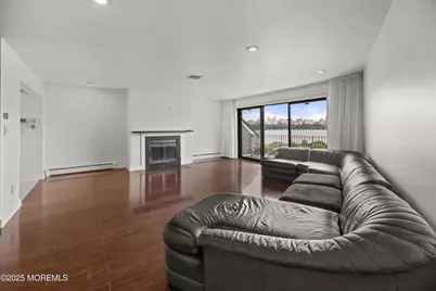 9E Cove Lane, North Bergen, NJ 07047 - Photo 7