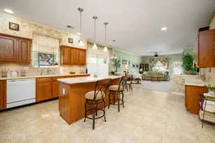 4 Gladston Ct, Jackson, NJ 08527 - Photo 5