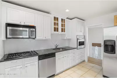 116 Moss Place, Neptune Township, NJ 07753 - Photo 3