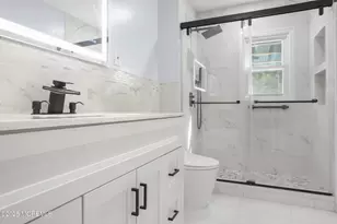 116 Moss Pl, Neptune Township, NJ 07753 - Photo 7