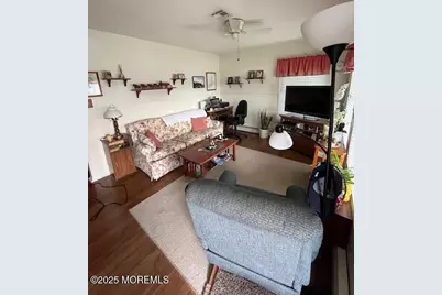 39 Innsbruck Drive, Toms River Township, NJ 08757 - Photo 9