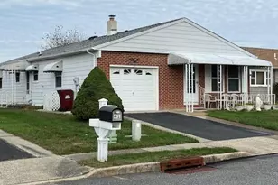 39 Innsbruck Dr, Toms River Township, NJ 08757 - Photo 7