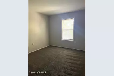 315 Wellington Place, Aberdeen Township, NJ 07747 - Photo 15