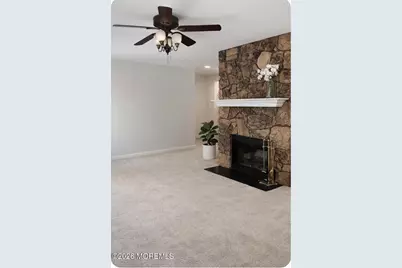 315 Wellington Place, Aberdeen Township, NJ 07747 - Photo 5