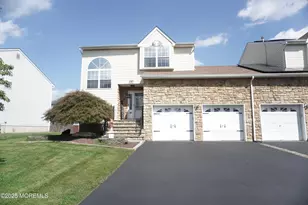 27 Hummingbird Ct, Marlboro Township, NJ 07746 - Photo 35