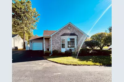 55 Farnworth Close #1000, Freehold, NJ 07728 - Photo 25