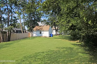 17 Seward Avenue, Toms River Township, NJ 08753 - Photo 59