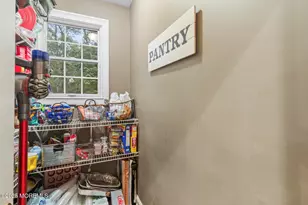 33 Harbor Rd, Morganville, NJ 07751 - Photo 25