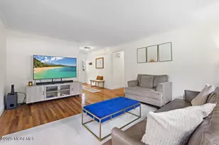 64 Woodcrest Dr, Freehold, NJ 07728 - Photo 7