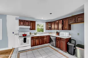 737 Paramount Way, Brick, NJ 08724 - Photo 9