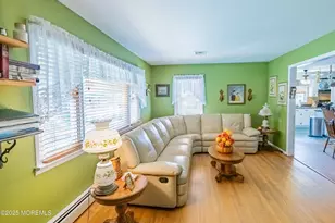 806 W Farms Rd, Howell Township, NJ 07731 - Photo 5