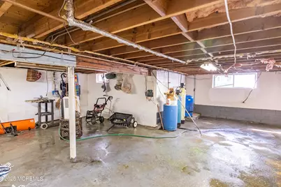 806 W Farms Road, Howell Township, NJ 07731 - Photo 21