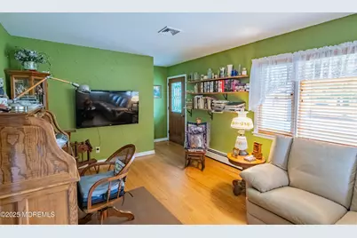 806 W Farms Road, Howell Township, NJ 07731 - Photo 3