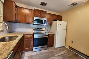 16 Hudson Pkwy, Whiting, NJ 08759 - Photo 7