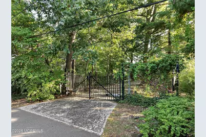 1 Cameron Circle, Atlantic Highlands, NJ 07716 - Photo 9