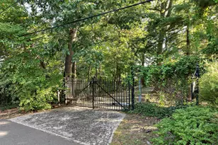 1 Cameron Cir, Atlantic Highlands, NJ 07716 - Photo 9