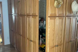 7 Candy Ct, Edison, NJ 08817 - Photo 17