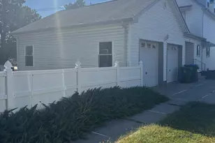 7 Candy Ct, Edison, NJ 08817 - Photo 3