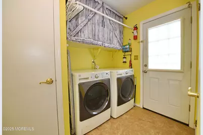 60 N Main Street N, Farmingdale, NJ 07727 - Photo 11