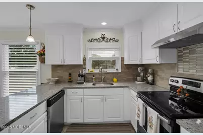 2 Capri Court, Toms River Township, NJ 08757 - Photo 15