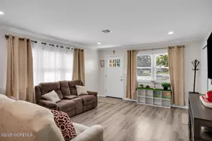 2 Capri Ct, Toms River Township, NJ 08757 - Photo 5