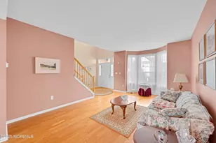 40 Baltusrol Dr, Manalapan Township, NJ 07726 - Photo 5