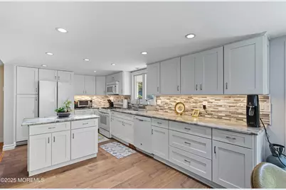 102 Colts Neck Road, Farmingdale, NJ 07727 - Photo 15