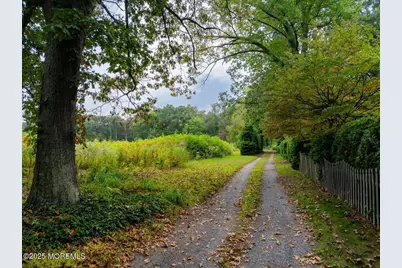 271 Cranberry Road, Farmingdale, NJ 07727 - Photo 3