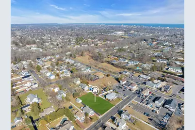 365 W Park Avenue, Oakhurst, NJ 07755 - Photo 9