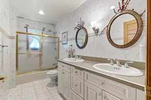 224 Union Hill Rd, Manalapan Township, NJ 07726 - Photo 45