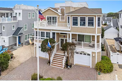 109 E Texas Avenue, Long Beach Township, NJ 08008 - Photo 1