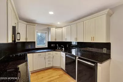 30 Pleasant Valley Road, Morganville, NJ 07751 - Photo 37