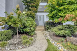 23 Eli Cir, Morganville, NJ 07751 - Photo 5