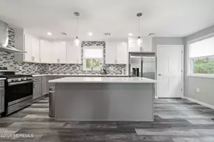 303 Chestnut Dr, Lanoka Harbor, NJ 08734 - Photo 7