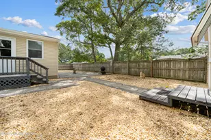 303 Chestnut Dr, Lanoka Harbor, NJ 08734 - Photo 29