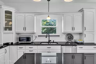 216 Fairway Ln, Neptune Township, NJ 07753 - Photo 13