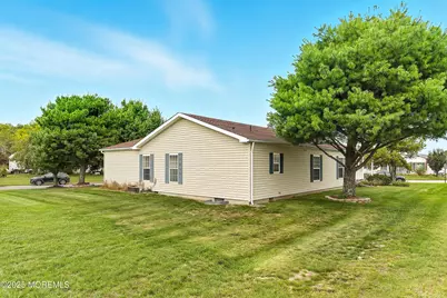 75 Perry Lane, Manahawkin, NJ 08050 - Photo 11