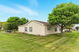 75 Perry Ln, Manahawkin, NJ 08050 - Photo 11