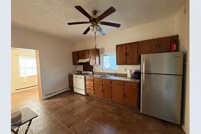 33 Oceanview Avenue, Keansburg, NJ 07734 - Photo 3