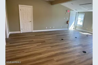 899 State Route 34 #Upper Level, Matawan, NJ 07747 - Photo 5