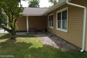 5 Summit Ave, Manalapan Township, NJ 07726 - Photo 3