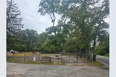 26 Vienna Road, Howell Township, NJ 07731 - Photo 11