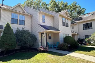 302 Daisy Ct, Jackson, NJ 08527 - Photo 3