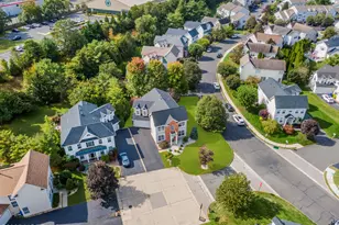 1 Westlake Ct, Morganville, NJ 07751 - Photo 41