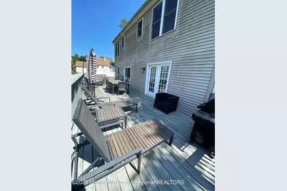 511 W Park Avenue, Oakhurst, NJ 07755 - Photo 25