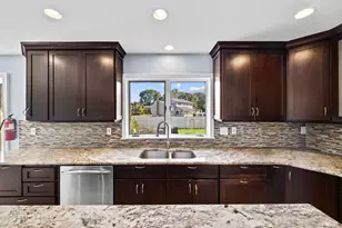 625 Greenwich Ct, Toms River Township, NJ 08753 - Photo 11