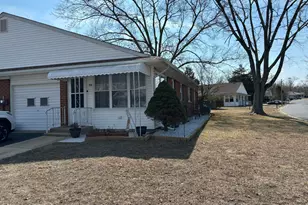 16 Crocus Ln, Whiting, NJ 08759 - Photo 3