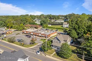 71 Monmouth Rd, Oakhurst, NJ 07755 - Photo 7